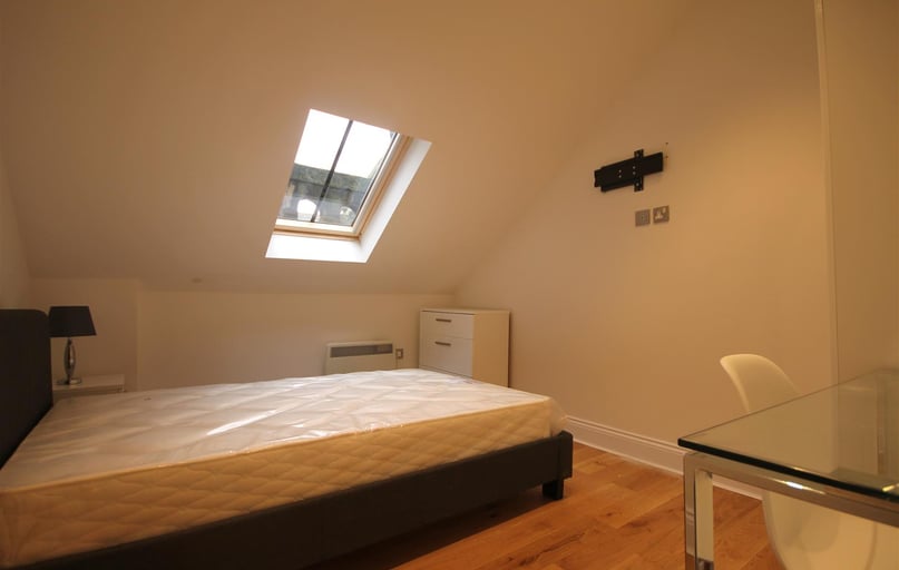 Chaucer Building, City Centre, Newcastle - Image 1